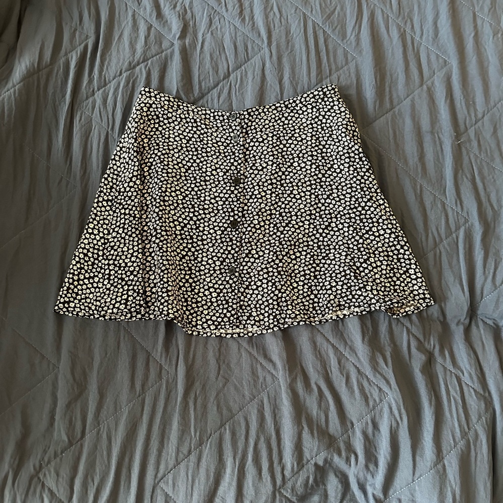 H&M Monochrome Dotted Skater Skirt